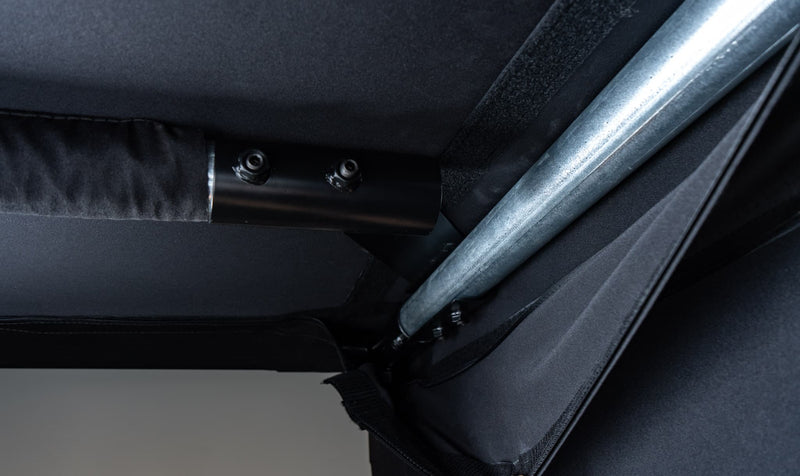 Carl's Place Pro Enclosure Movable Ceiling Crossbar